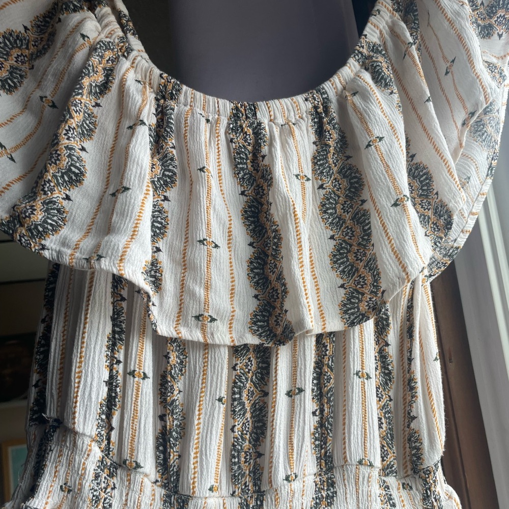 Ruffle Hi low Maxi dress - Picture 4 of 6